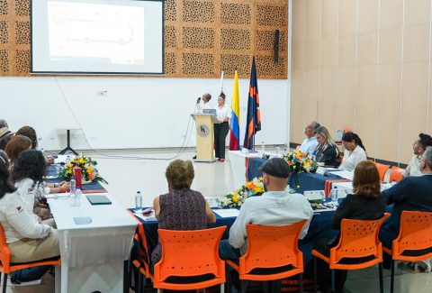 Renovación de la Acreditación en Alta Calidad de los programas de Derecho y Física