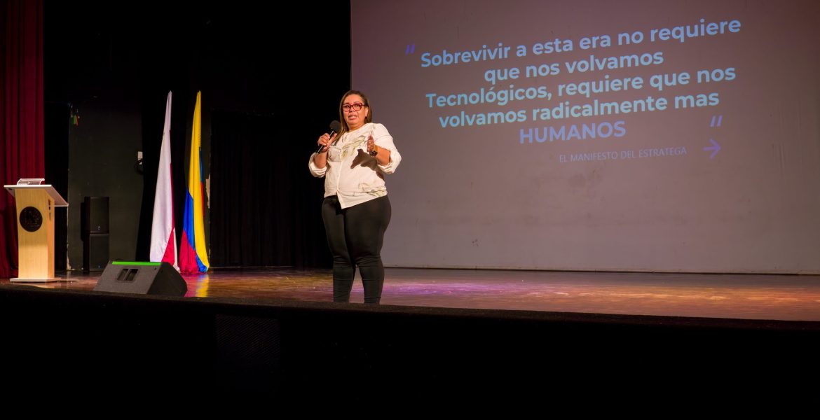 Universidad del Atlántico dio la bienvenida a sus docentes