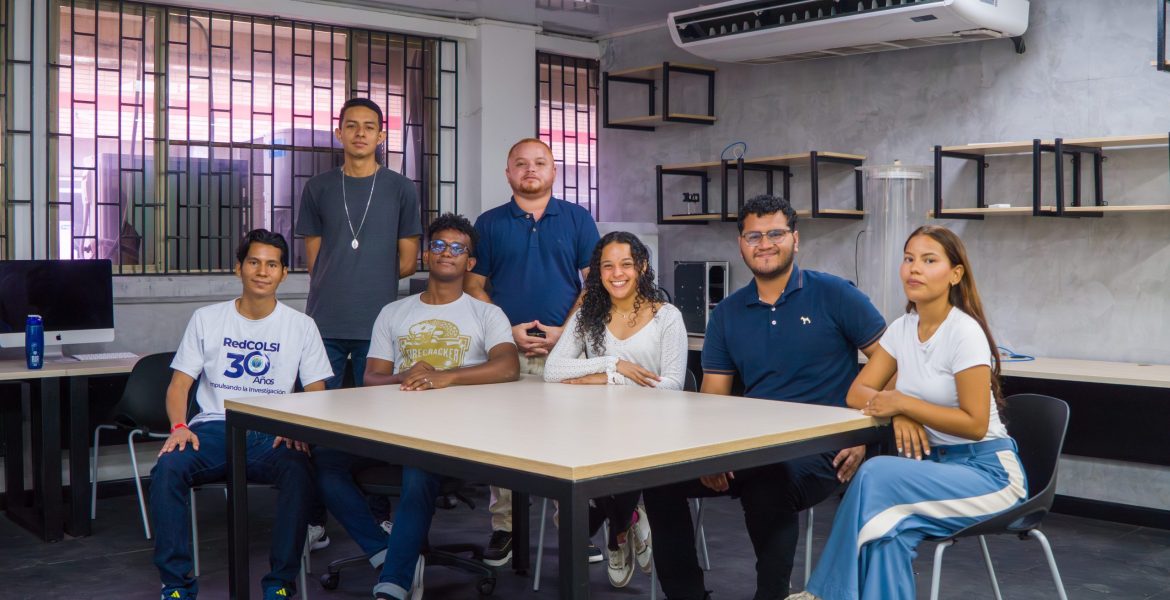 Estudiantes de la Uniatlántico obtienen reconocimiento en el I Encuentro