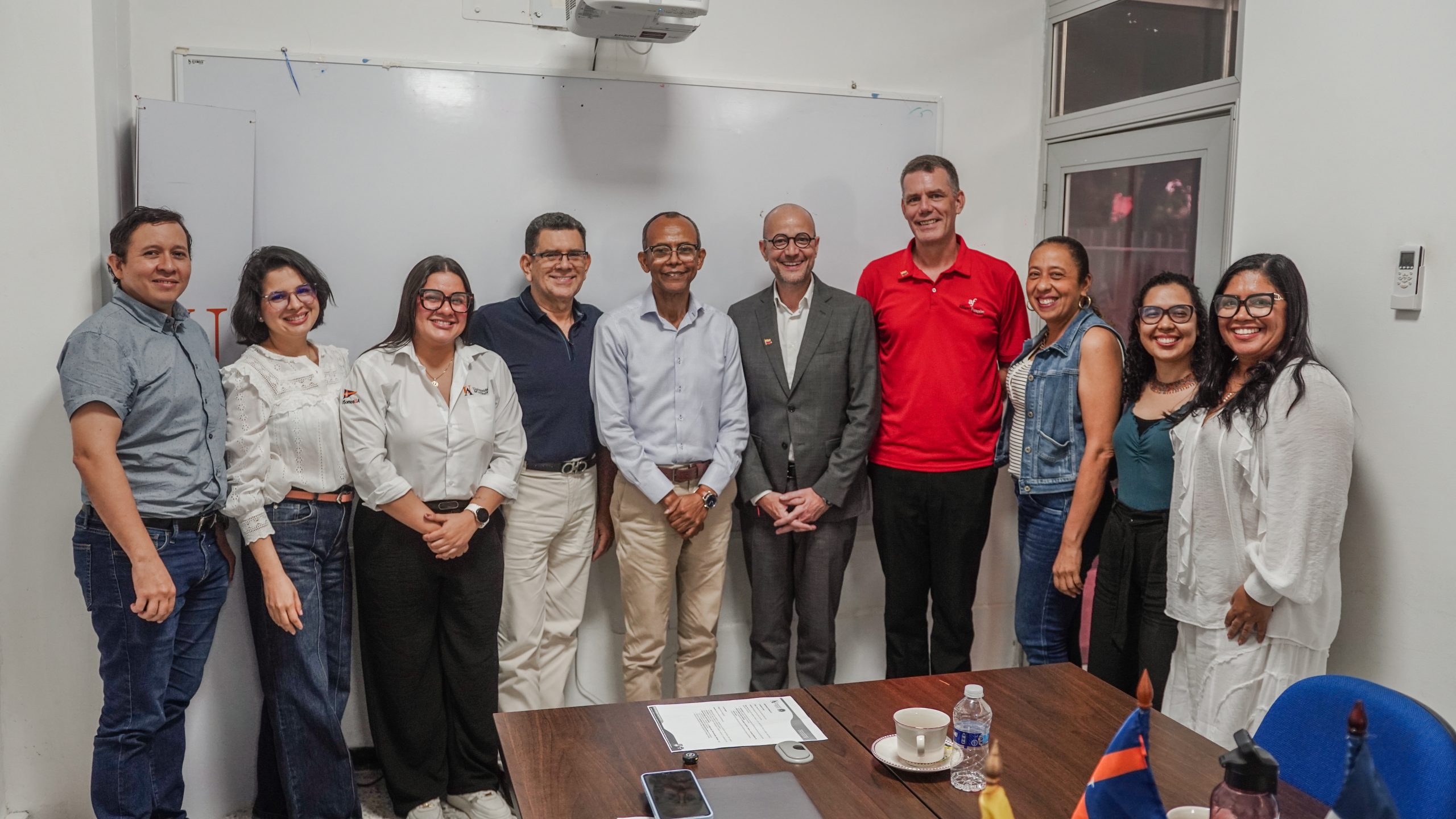 Universidad del Atlántico fortalece su cooperación internacional con la Embajada de Francia para impulsar el plurilingüismo y la formación docente