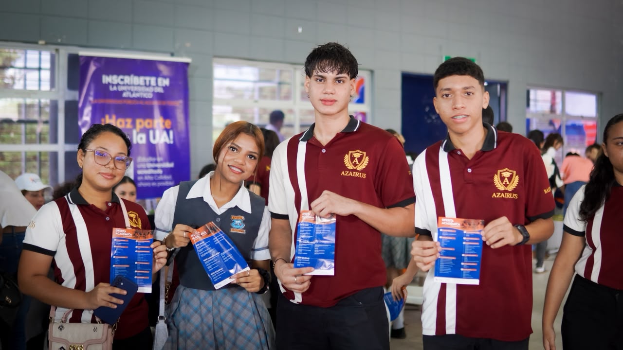 Uniatlántico llevó su oferta académica a más de 300 estudiantes de Santo Tomás